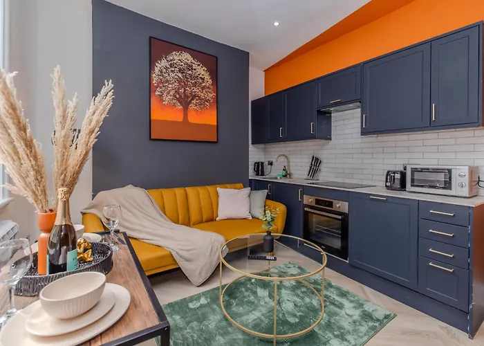 Super Central One Bedroom Flat I Next To Brighton Station I Walking Distance To Brighton Beach