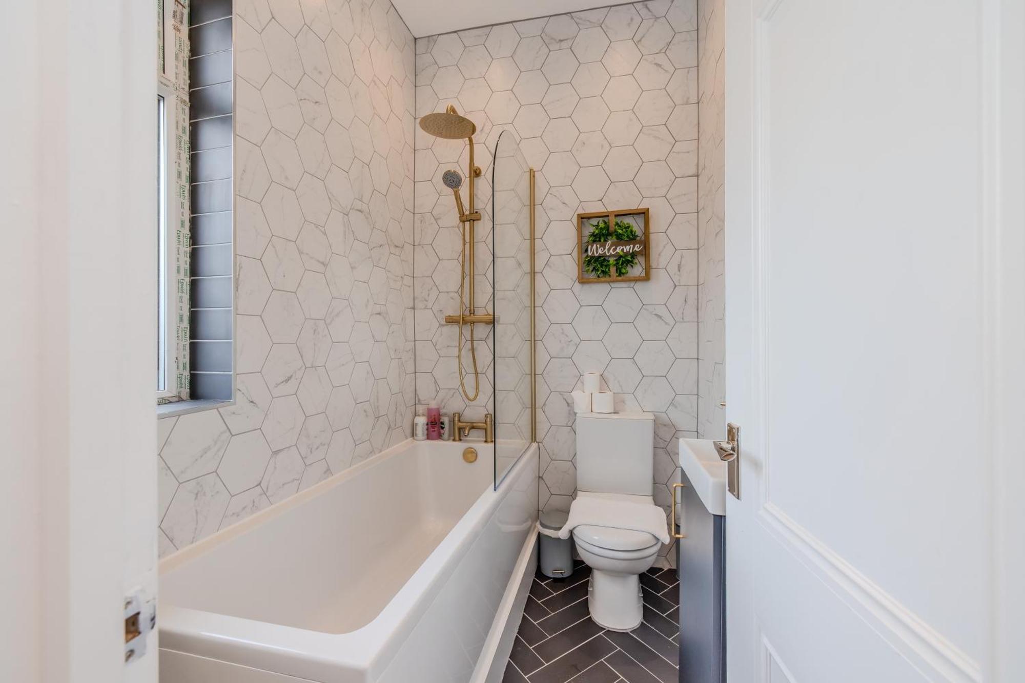 Apartment Super One Bedroom Flat I Next To Station I Walking Distance To Brighton