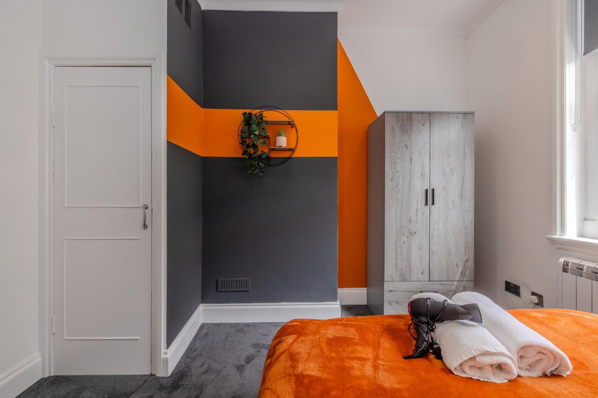 Super One Bedroom Flat I Next To Station I Walking Distance To * Brighton